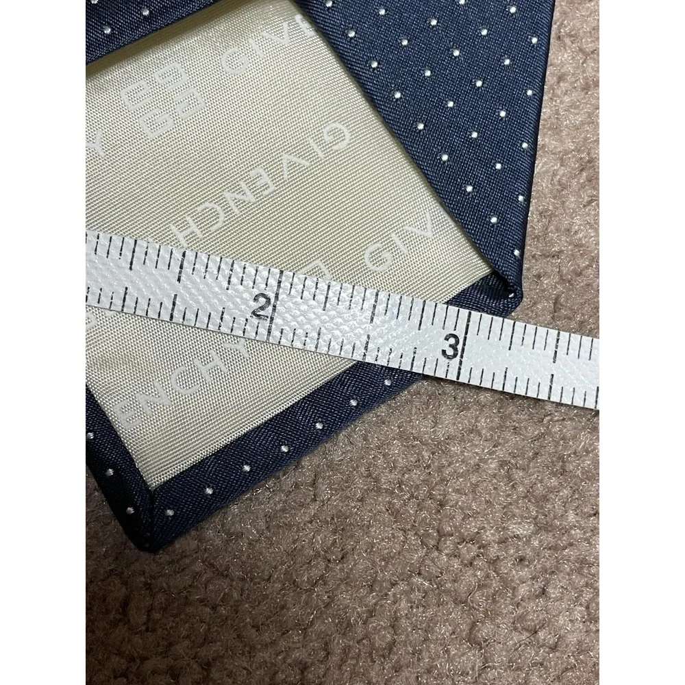 Givenchy Monsieur Rare Grove Worldwide Manufacturing Cranes Blue Tie Silk‎